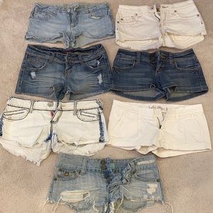 Lot of mixed denim shorts